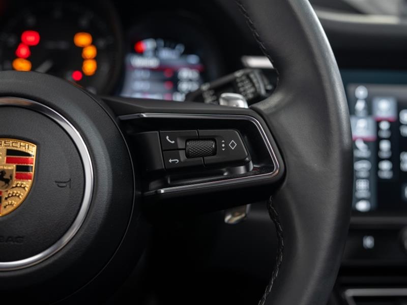 porsche Macan 2022 - 23