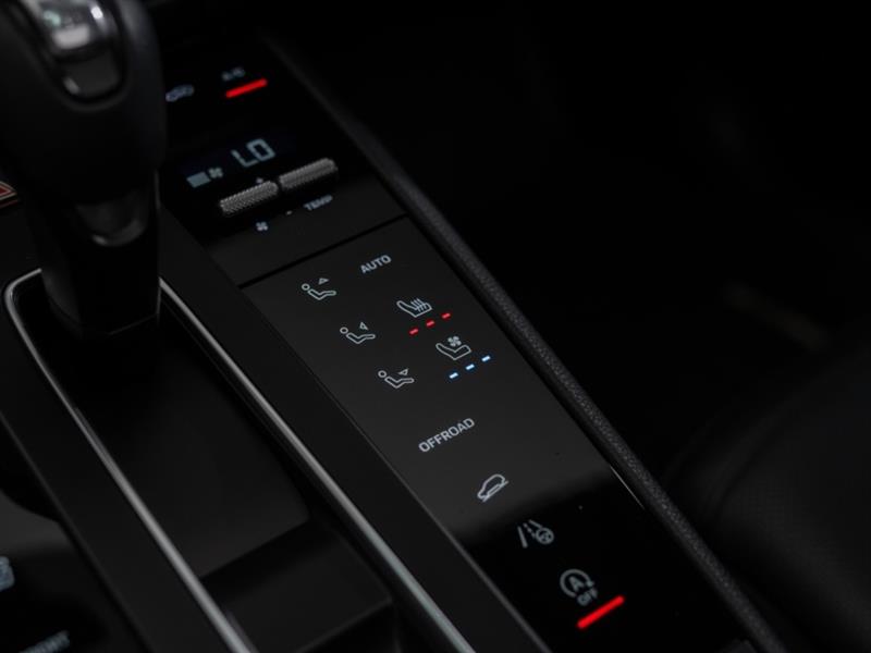 porsche Macan 2022 - 25