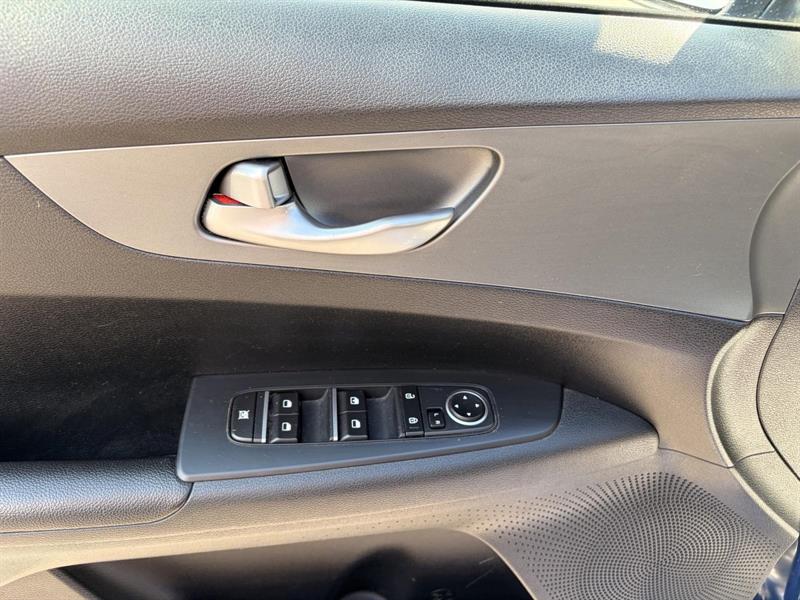 kia Forte 2020 - 10