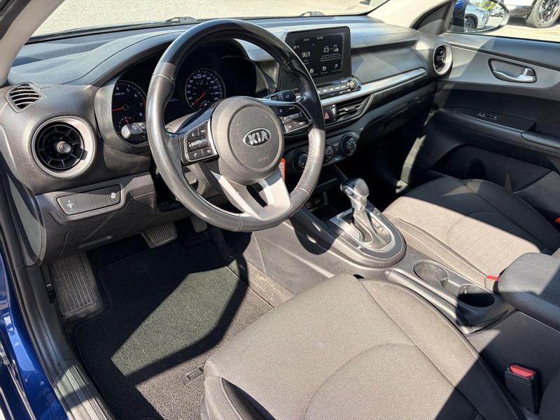 kia Forte 2020 - 11