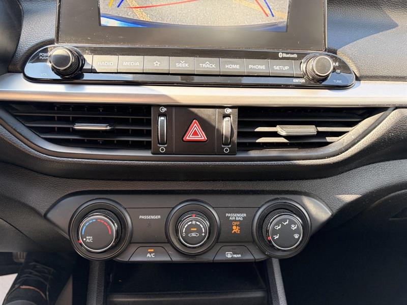 kia Forte 2020 - 16