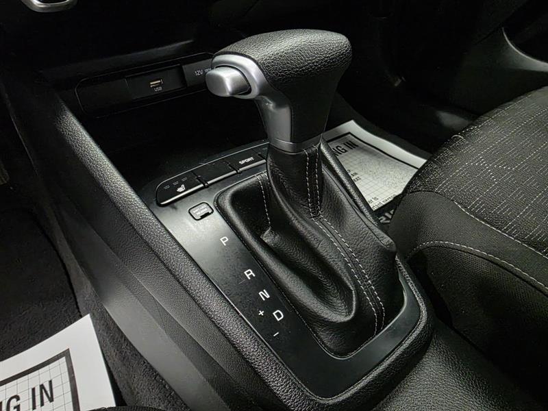 kia Rio 2022 - 16