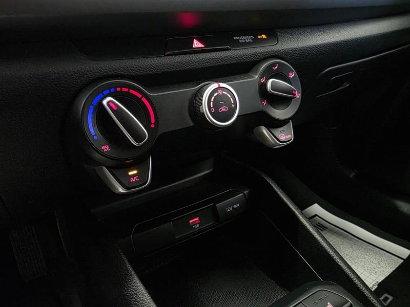 kia Rio 2022 - 19