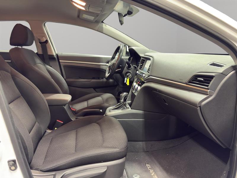 hyundai Elantra 2019 - 10