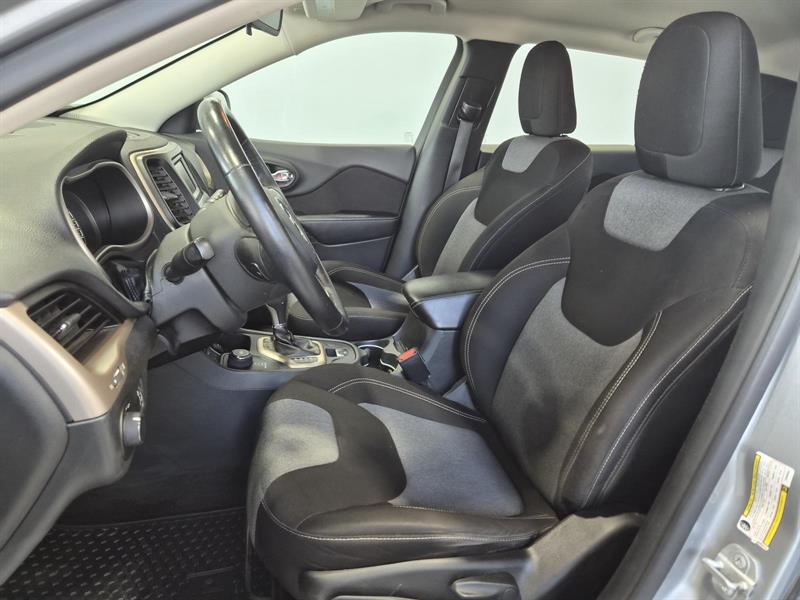 jeep Cherokee 2015 - 13