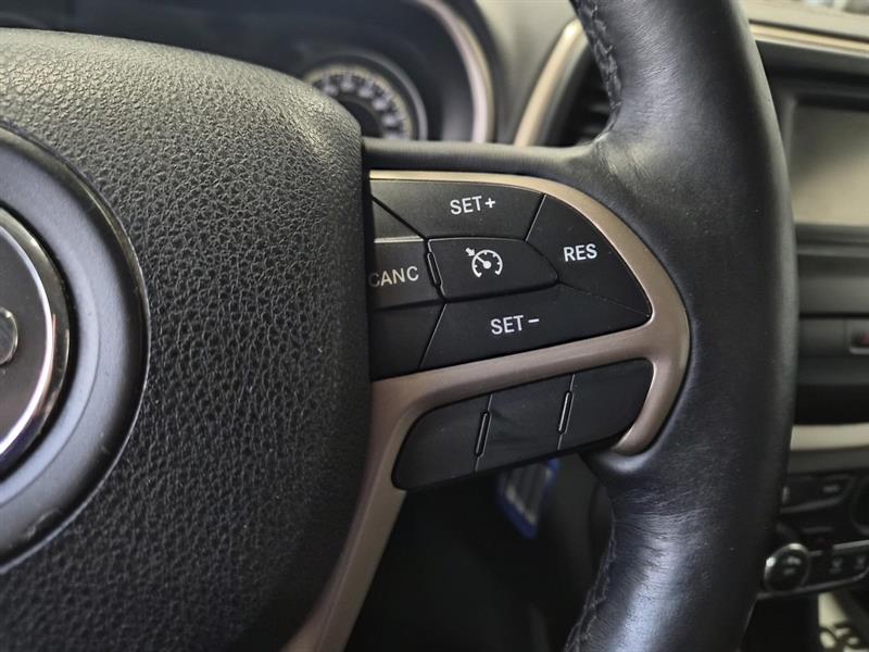 jeep Cherokee 2015 - 17