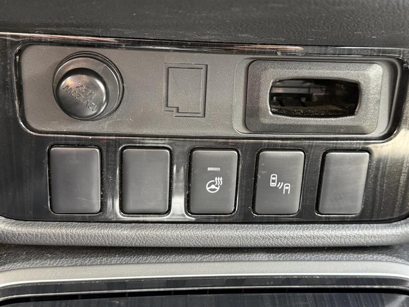 mitsubishi Outlander PHEV 2018 - 13
