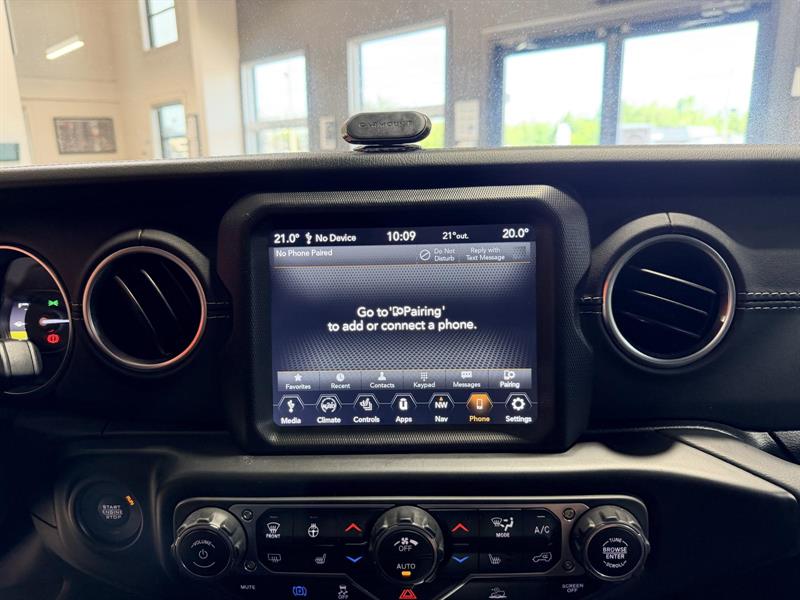jeep Wrangler 2022 - 21