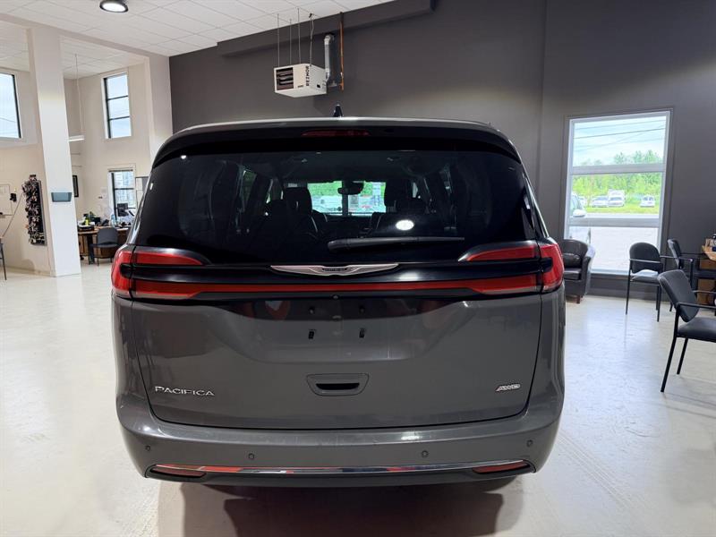 chrysler Pacifica 2023 - 5
