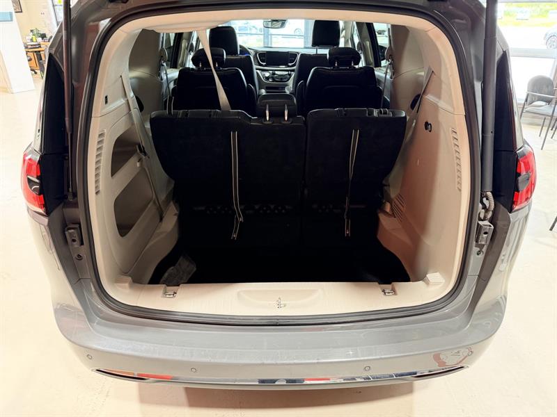 chrysler Pacifica 2023 - 8