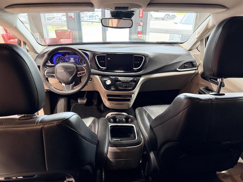 chrysler Pacifica 2023 - 33
