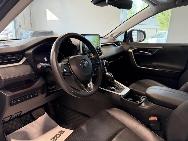 toyota RAV4 2021 - 12