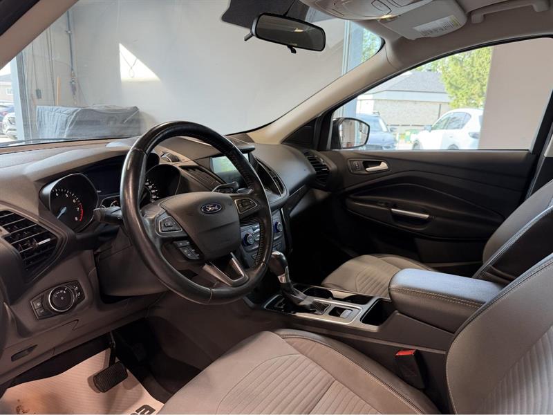 ford Escape 2017 - 10