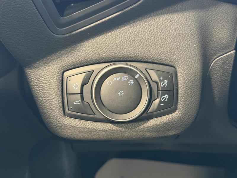 ford Escape 2017 - 12