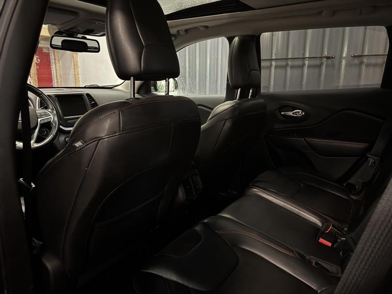 jeep Cherokee 2016 - 11