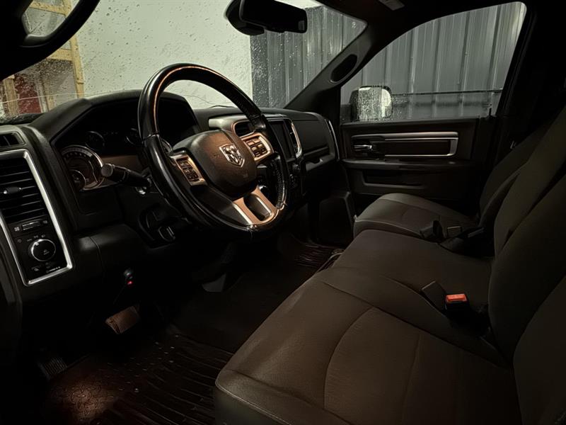 ram 1500 Classic 2023 - 12
