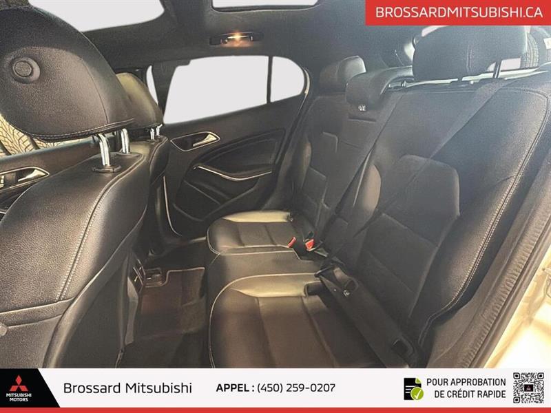 mercedes-benz GLA 2020 - 12