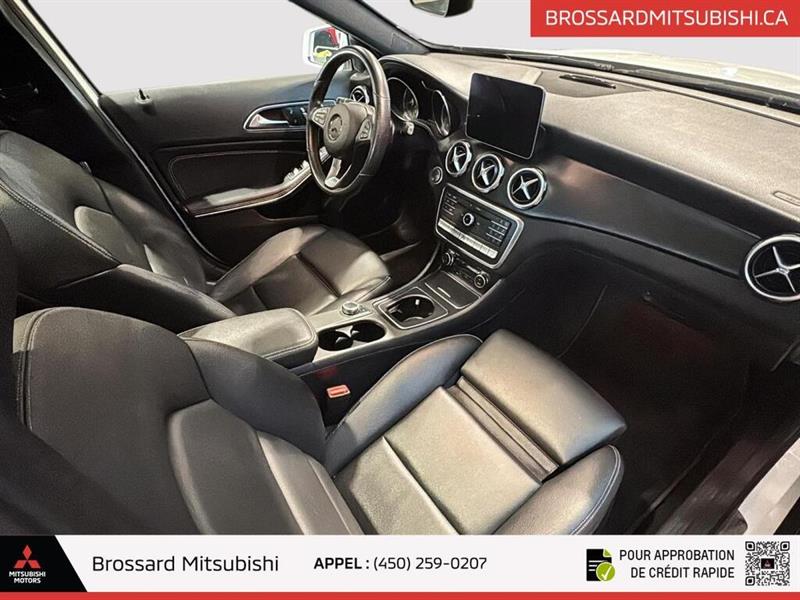 mercedes-benz GLA 2020 - 15