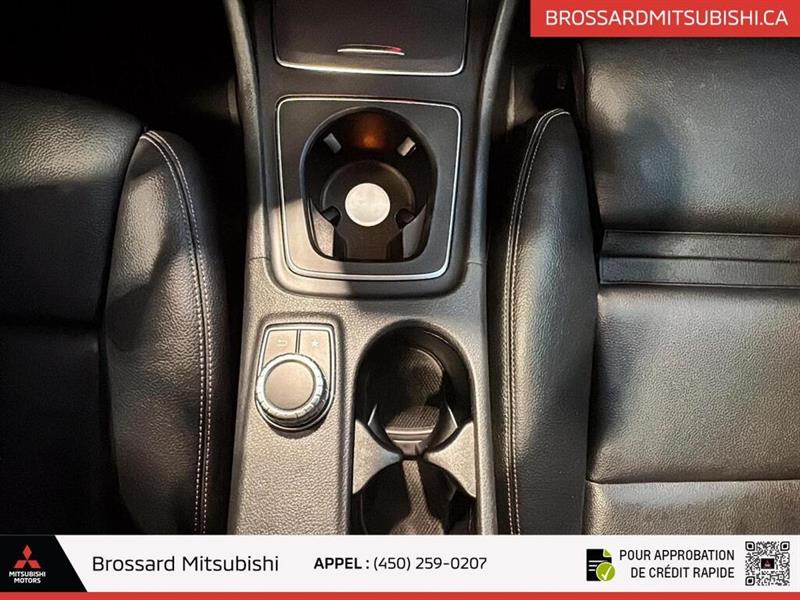 mercedes-benz GLA 2020 - 24