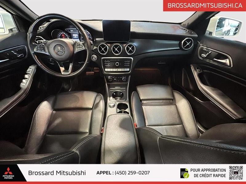 mercedes-benz GLA 2020 - 28