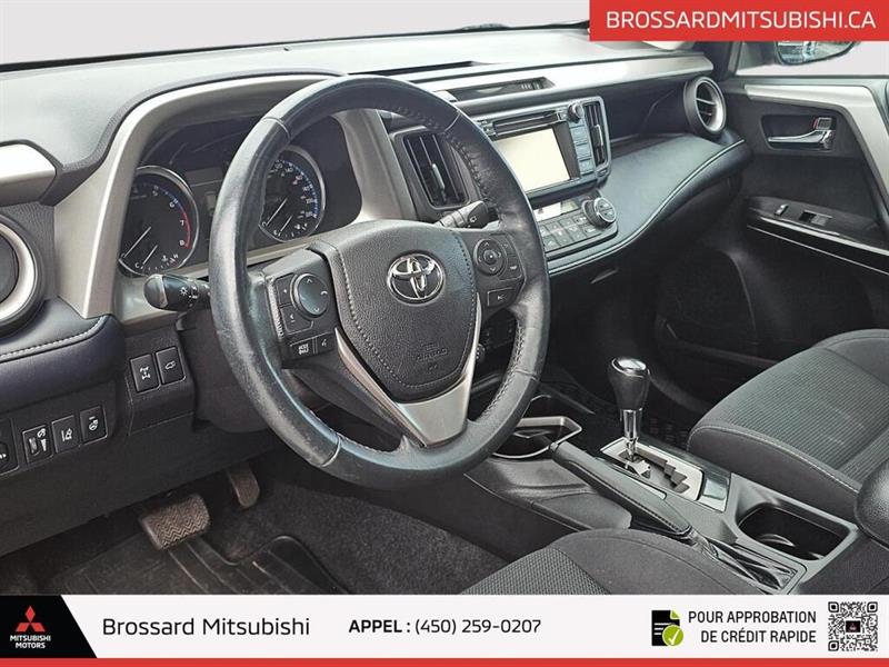 toyota RAV4 2018 - 11
