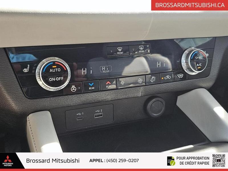mitsubishi Outlander 2023 - 30