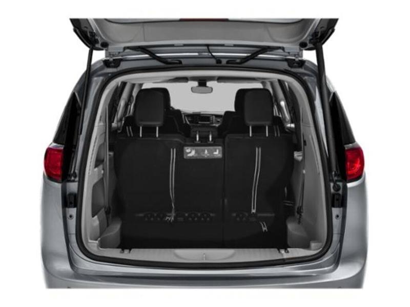 chrysler Pacifica 2020 - 8
