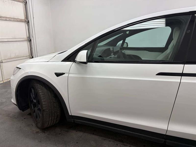 tesla Model X 2022 - 3