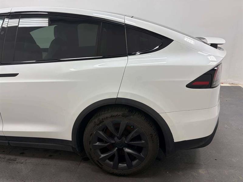 tesla Model X 2022 - 4