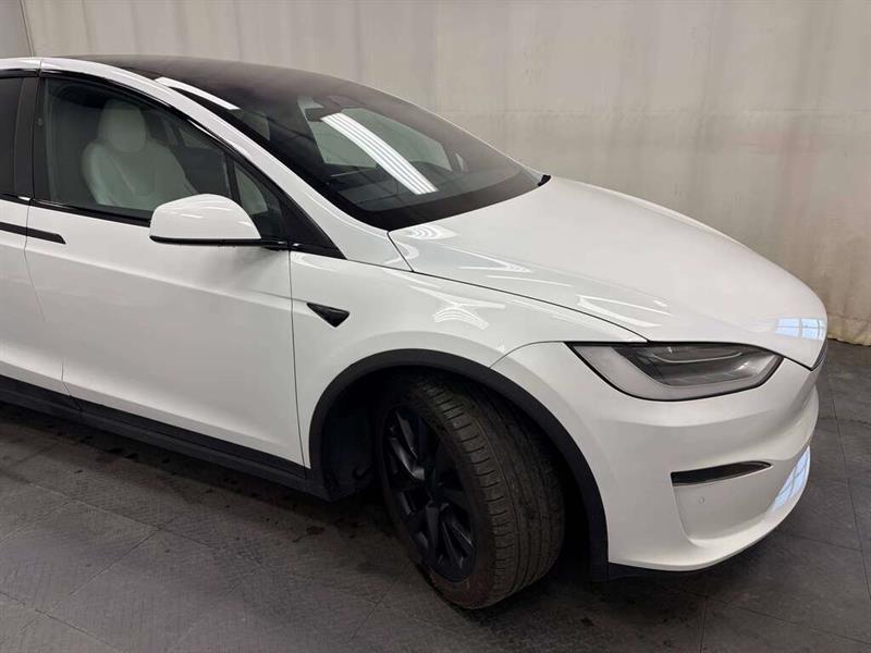 tesla Model X 2022 - 14