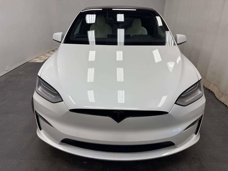 tesla Model X 2022 - 16