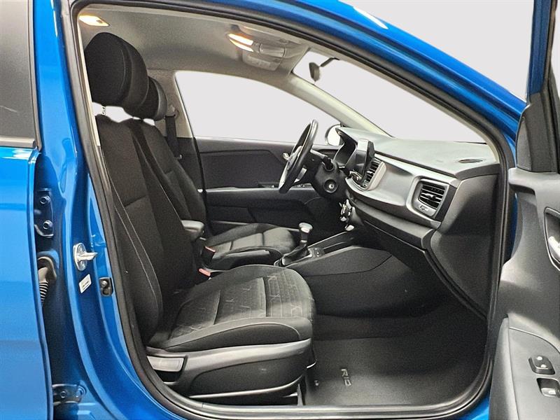 kia Rio5 2023 - 8