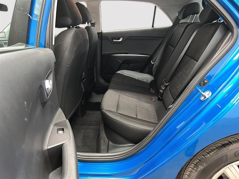 kia Rio5 2023 - 9