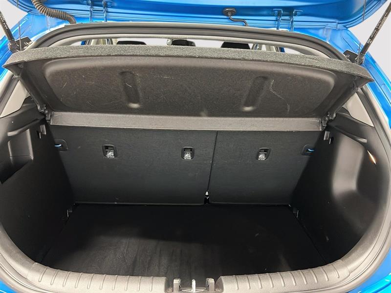kia Rio5 2023 - 12