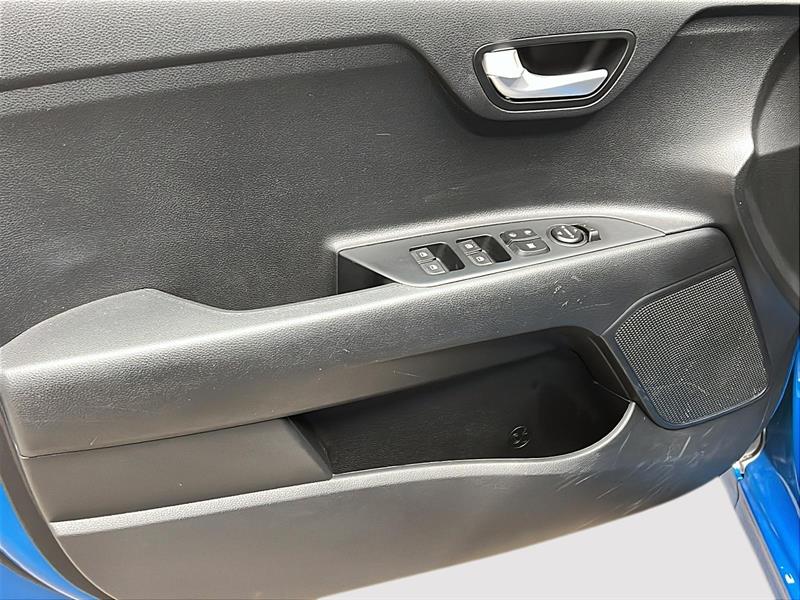 kia Rio5 2023 - 21