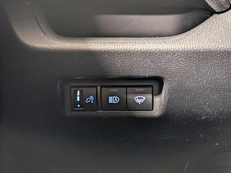 toyota RAV4 2022 - 13