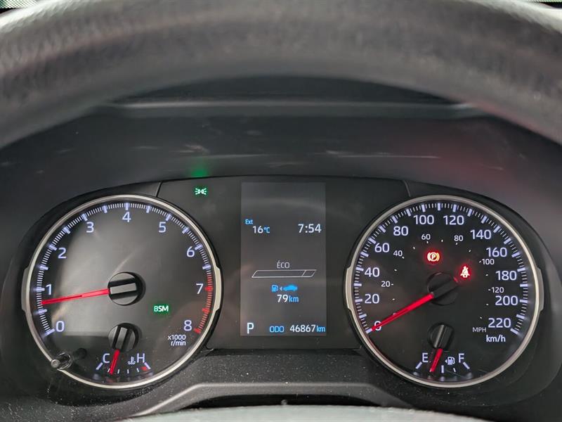 toyota RAV4 2022 - 16