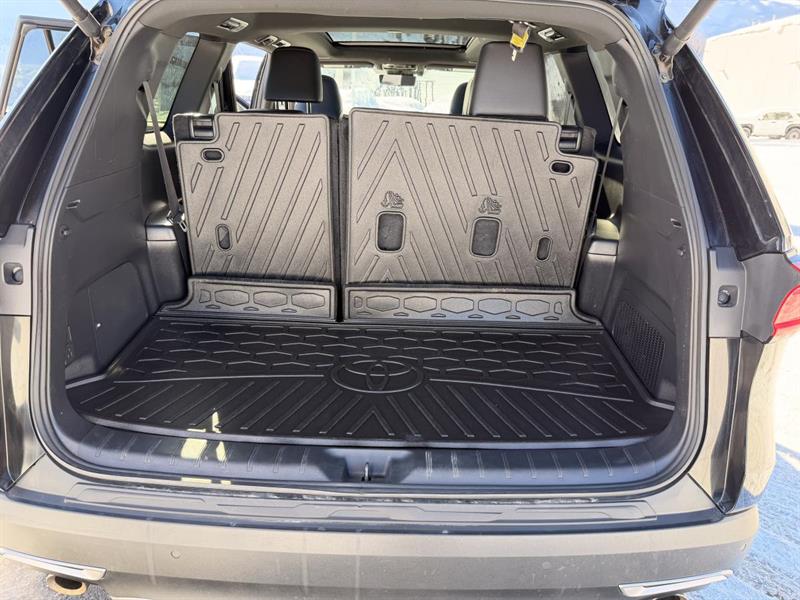 toyota Grand Highlander 2024 - 10