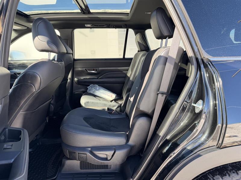 toyota Grand Highlander 2024 - 12
