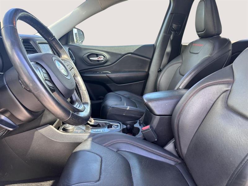 jeep Cherokee 2019 - 9