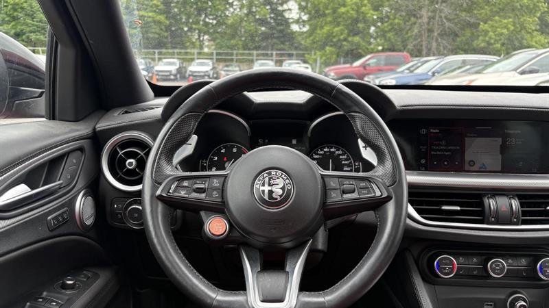 alfa romeo Stelvio 2022 - 7
