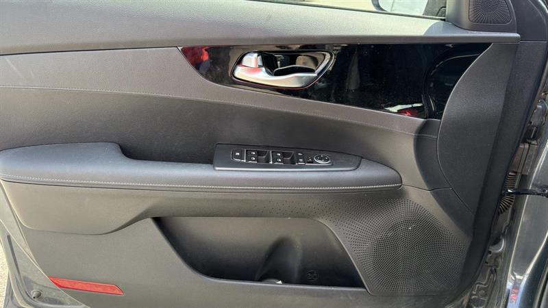 kia Forte 2023 - 7
