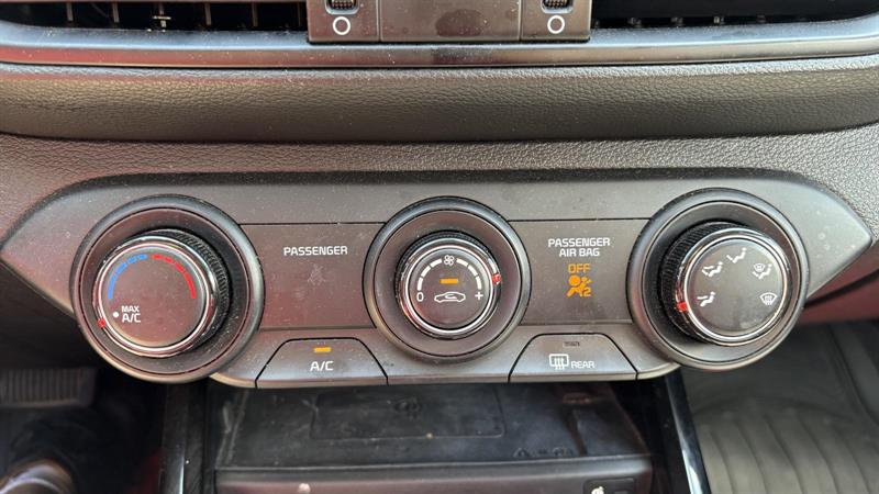 kia Forte 2023 - 20