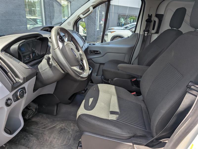ford Transit fourgon utilitaire 2018 - 7