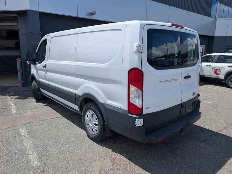 ford Transit fourgon utilitaire 2018 - 11