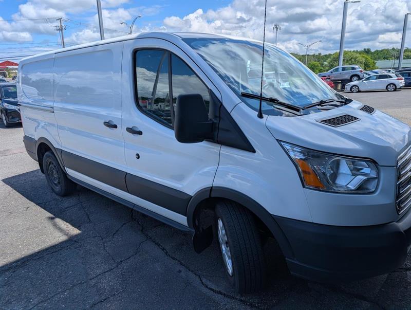 ford Transit fourgon utilitaire 2018 - 16