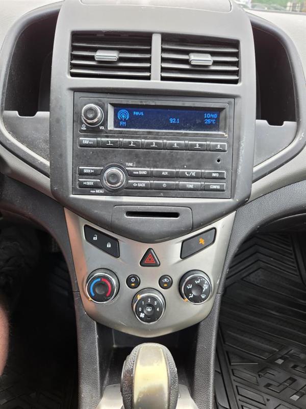 chevrolet Sonic 2012 - 17