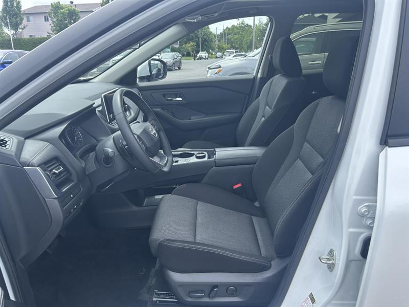 nissan Rogue 2025 - 10