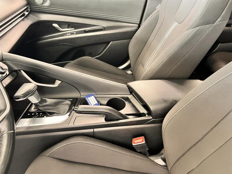 hyundai Elantra 2021 - 19