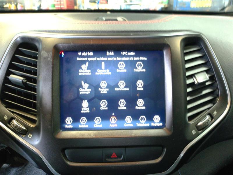 jeep Cherokee 2019 - 13